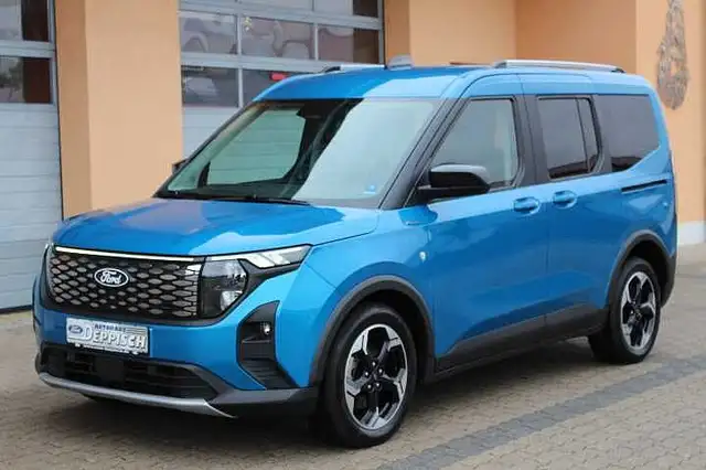 Ford Tourneo Courier ACTIVE