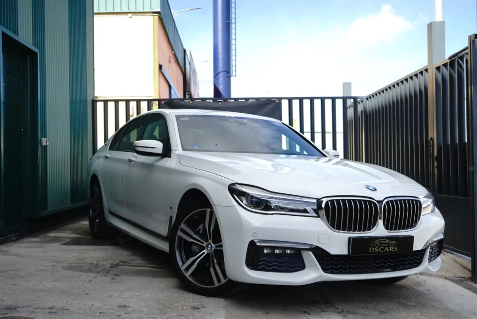 BMW BMW Serie 7 Berlina Automático de 4 Puertas Blanco - 2