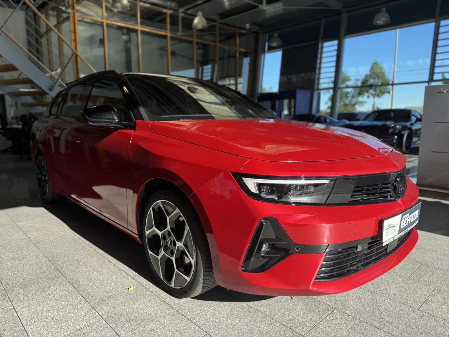 Opel Astra Sports Tourer 1.5 D Ultimate, 360, HUD! Navi Rot - 2