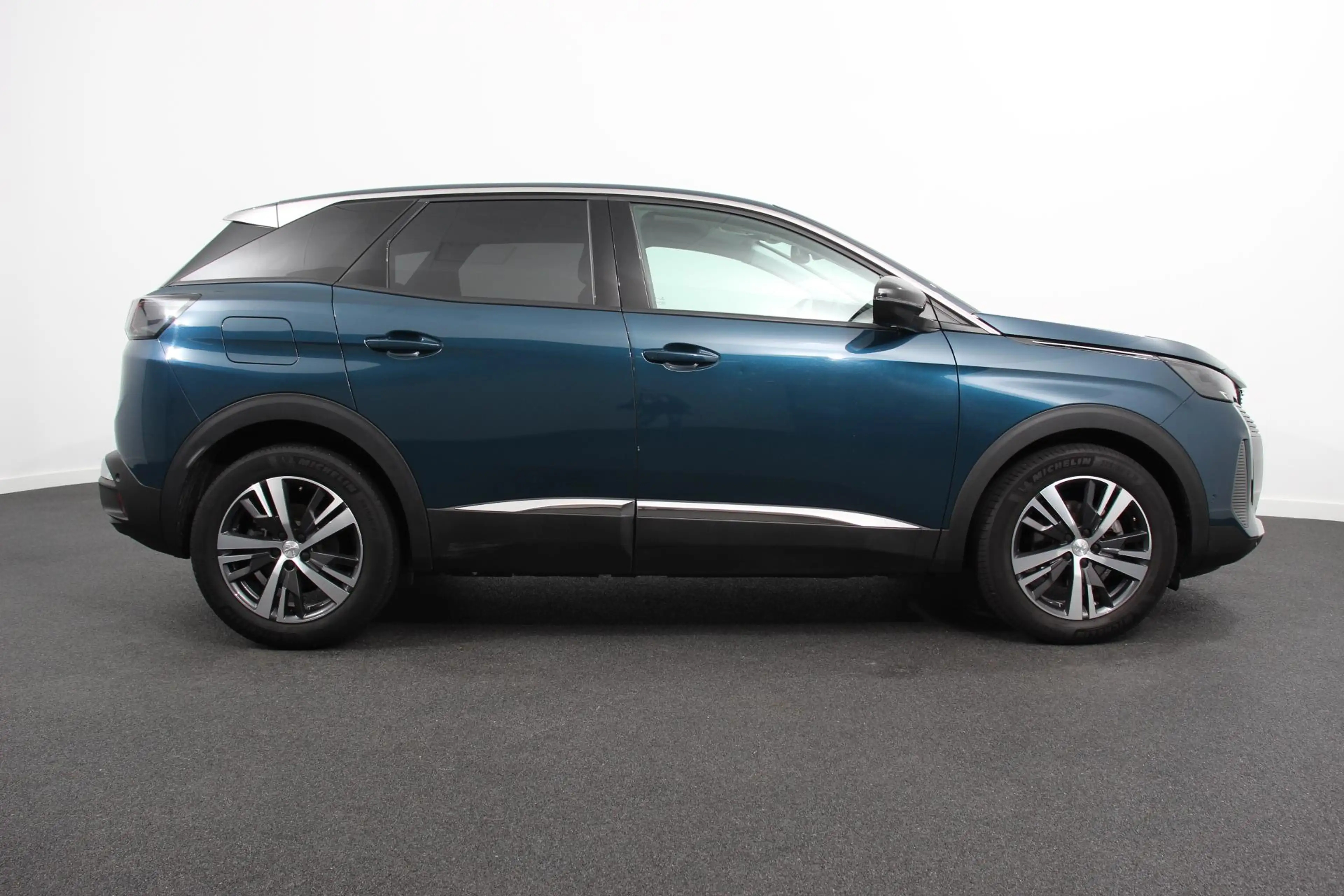 Peugeot 3008 1.2 PureTech 130pk Automaat Allure Navigatie Clima — photo 8