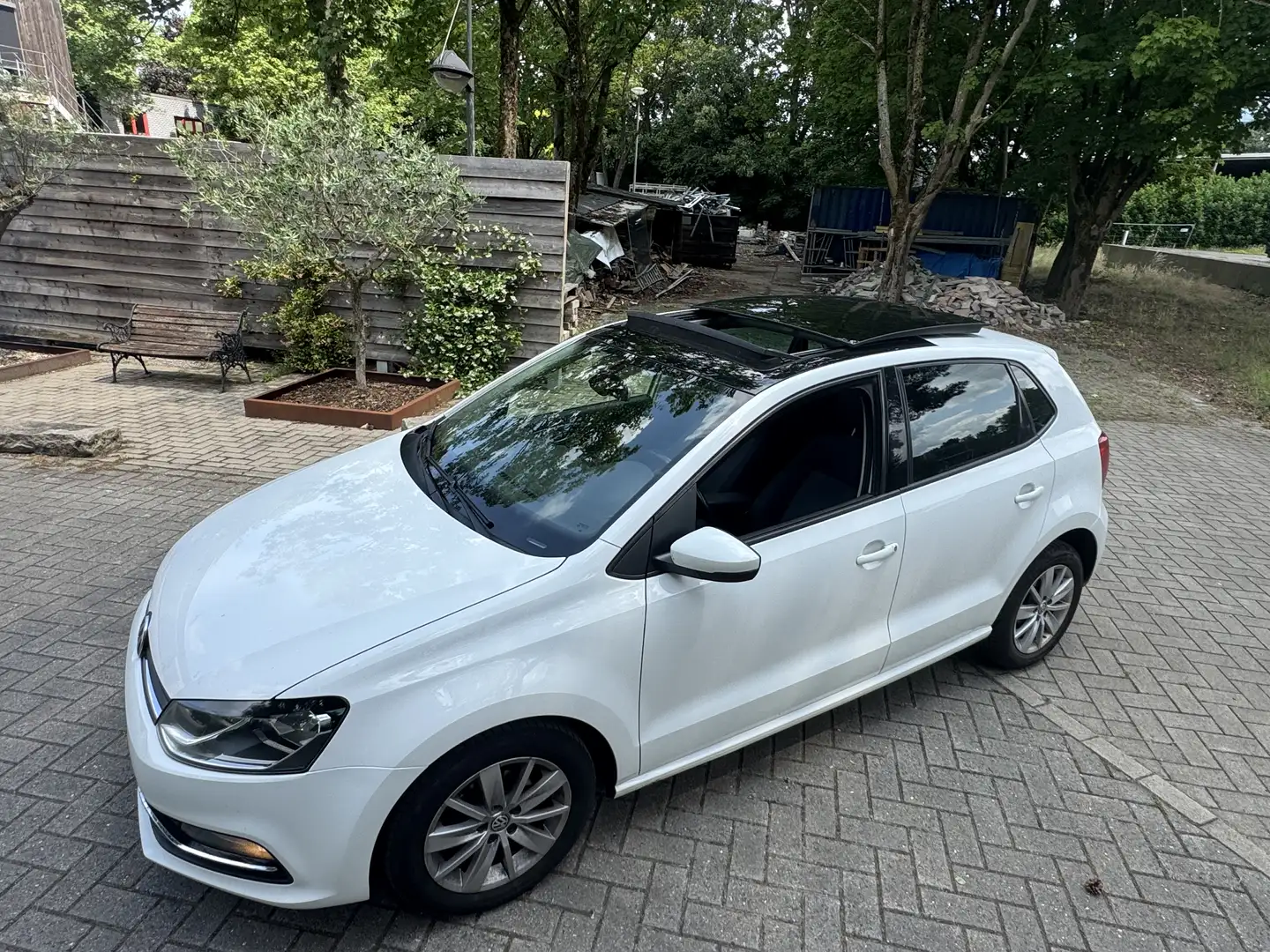Volkswagen Polo 1.4 TDI (Blue Motion Technology) Highline - 1