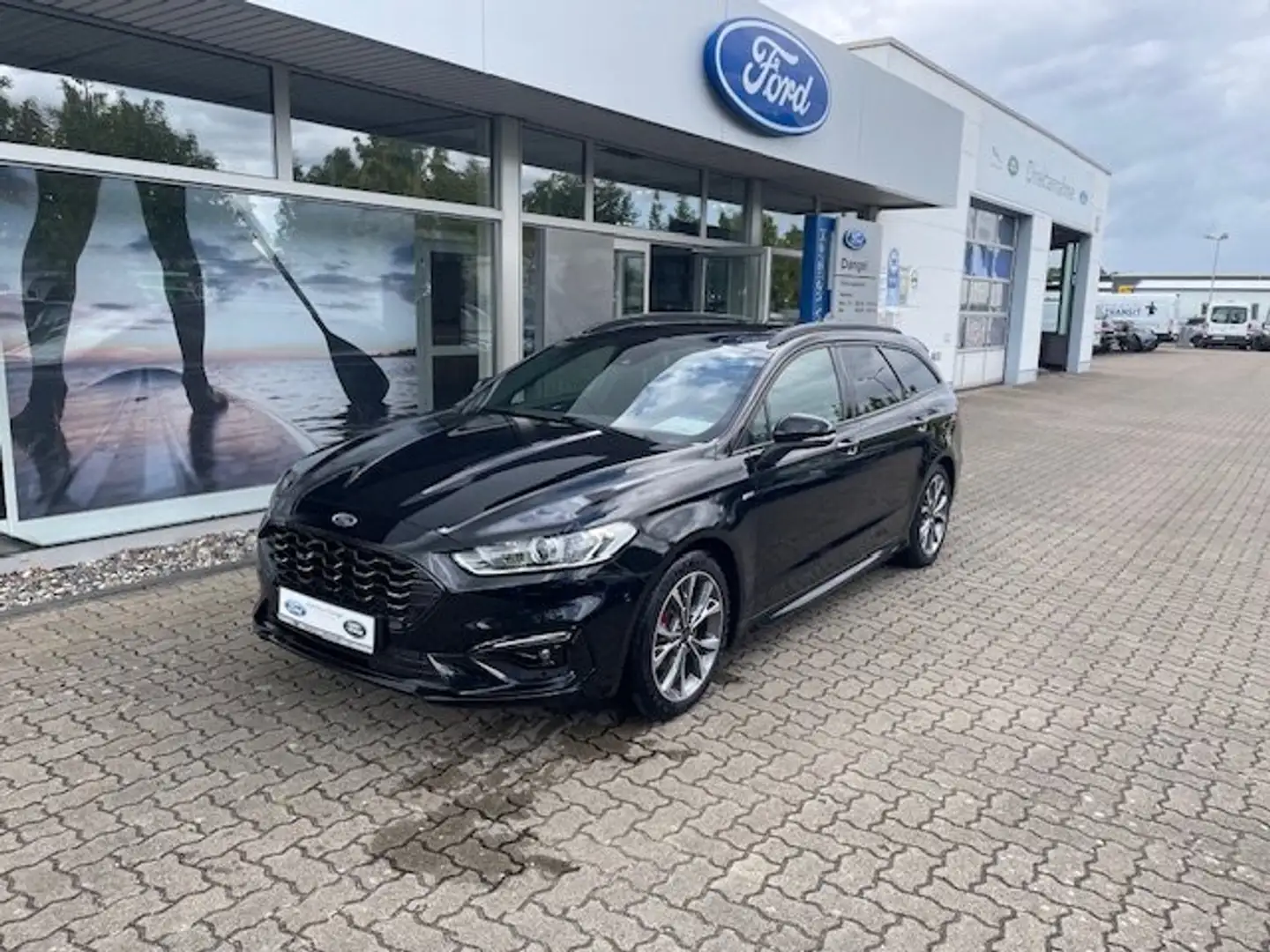 Ford Mondeo Hybrid ST-Line Zwart - 1