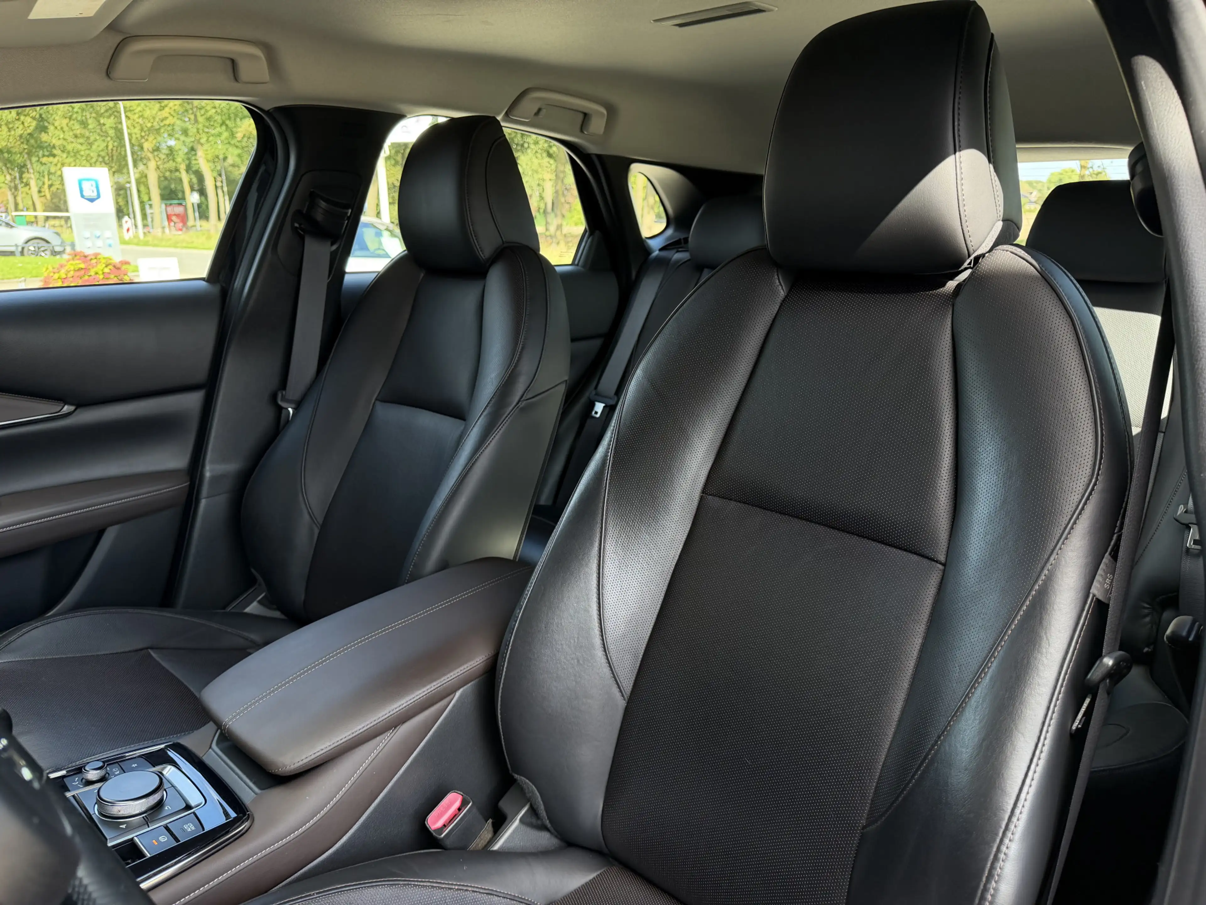 Mazda CX-30 2.0 e-SkyActiv-X M Hybrid Comfort / Keyless / Trek — photo 9