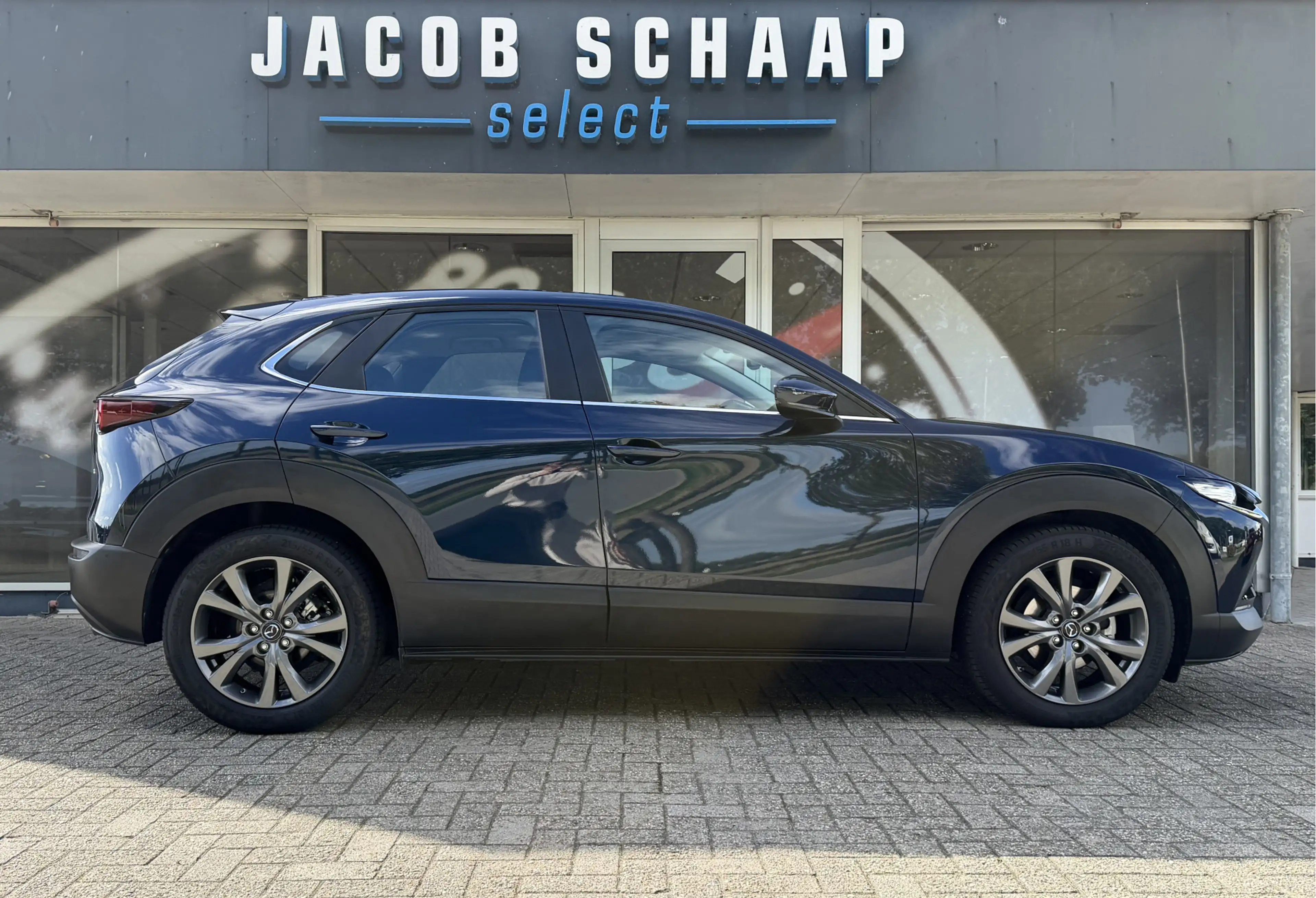Mazda CX-30 2.0 e-SkyActiv-X M Hybrid Comfort / Keyless / Trek — photo 3