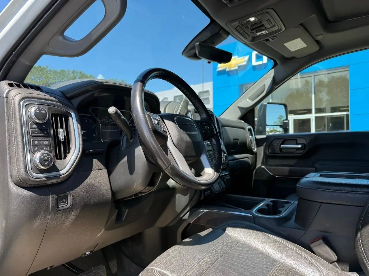GMC Sierra 2500HD photo GMC Sierra 2500HD