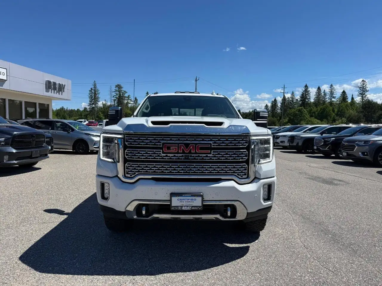 GMC Sierra 2500HD photo GMC Sierra 2500HD