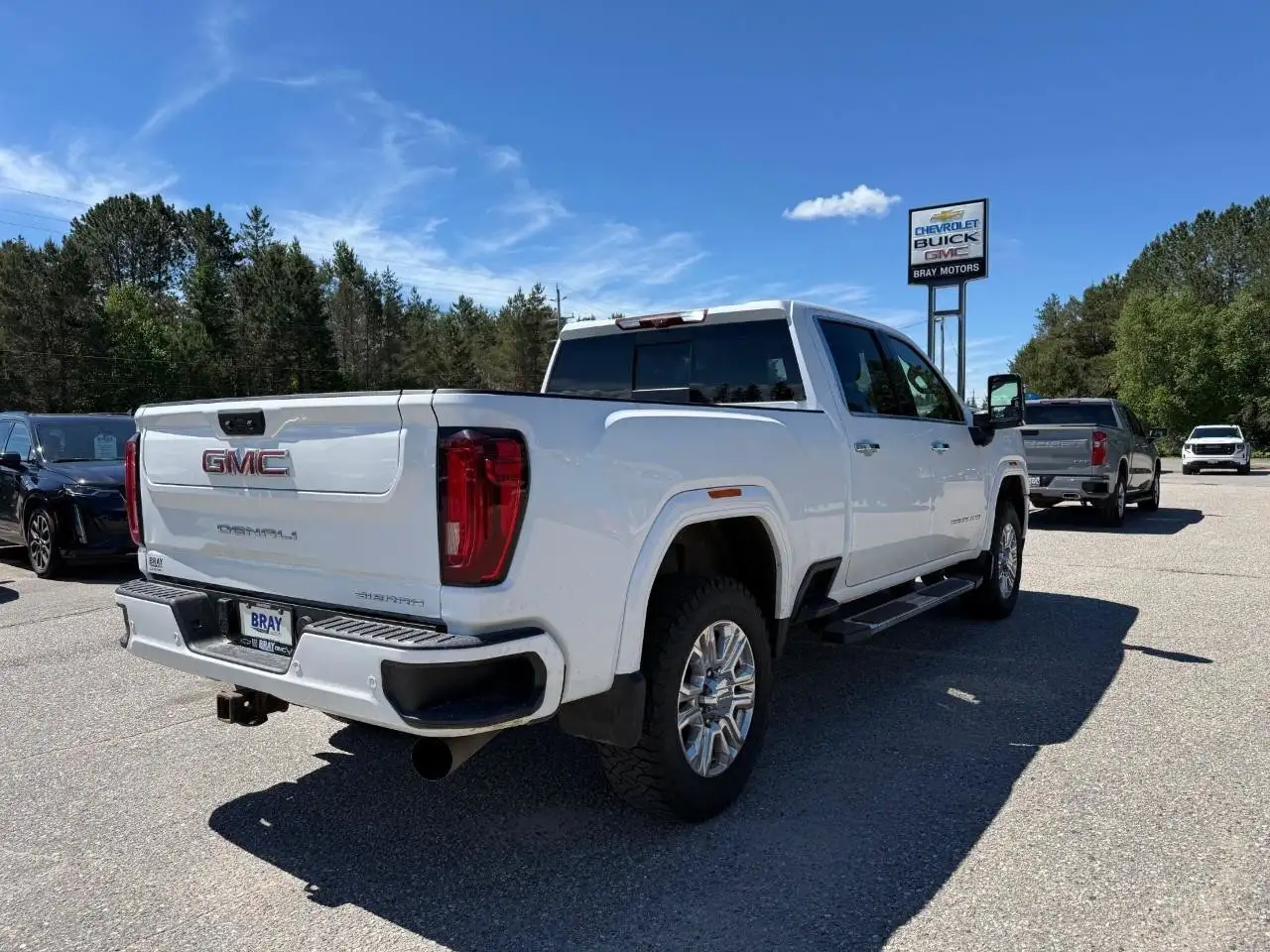 GMC Sierra 2500HD photo GMC Sierra 2500HD
