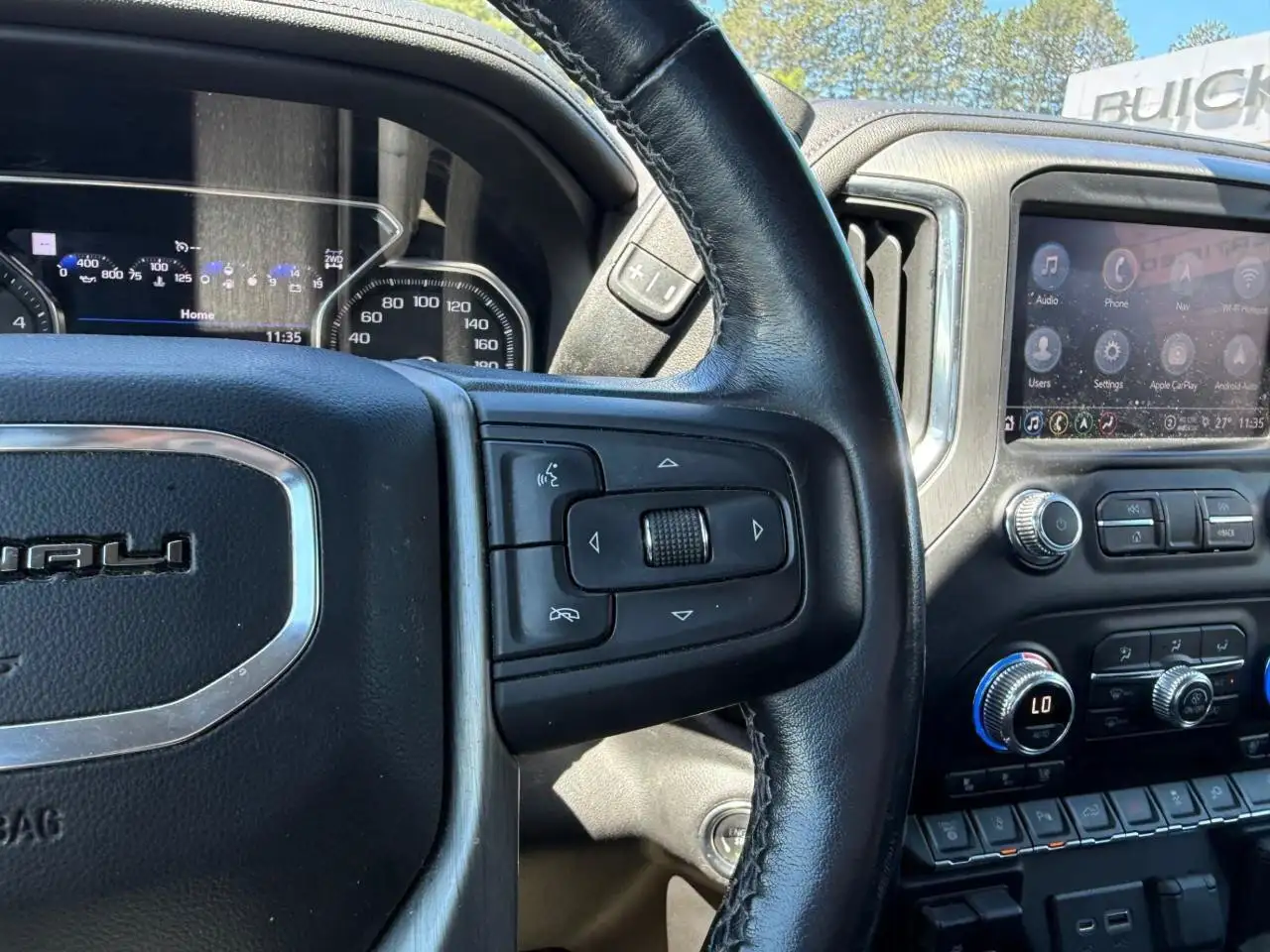 GMC Sierra 2500HD photo GMC Sierra 2500HD