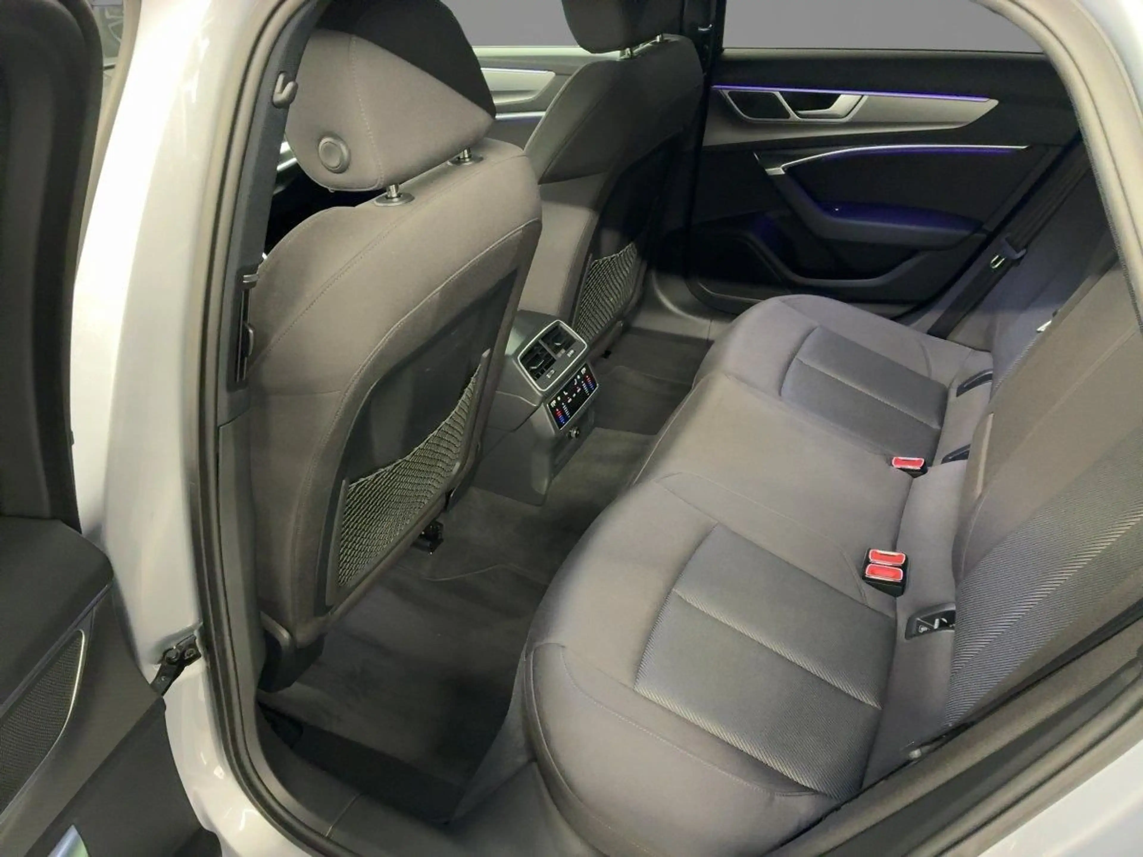 Audi A6 45 TFSI sport S tronic Navi Pano LED VC — photo 7