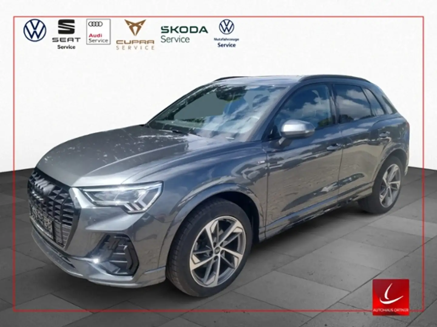 Audi Q3 35 2.0 TDI S LINE LED NAVI PDC SHZ AHK ACC LIGHT- Grijs - 1