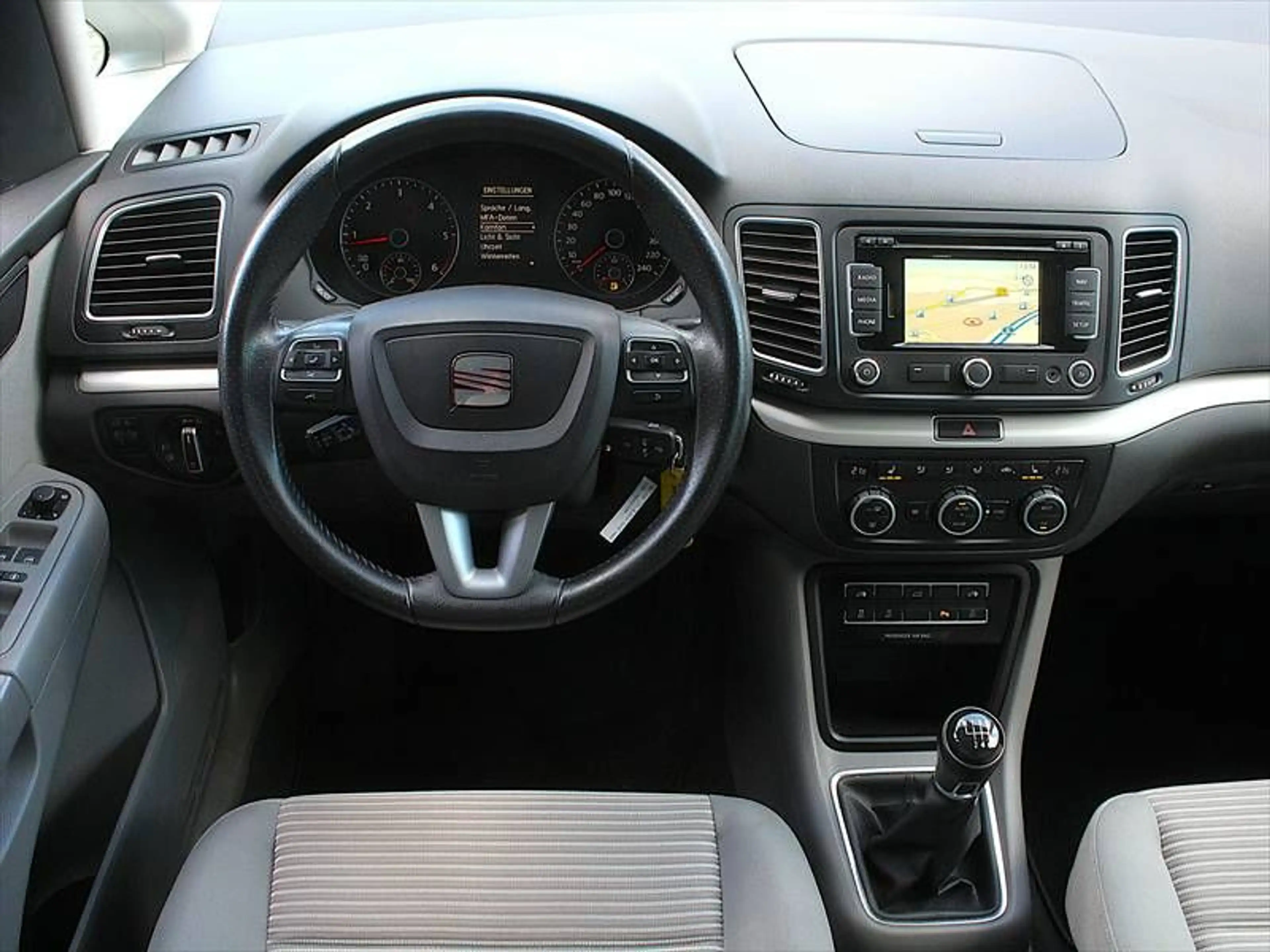 SEAT Alhambra 2,0 TDI Style Ecomotive 7-Sitzer AHK — photo 3