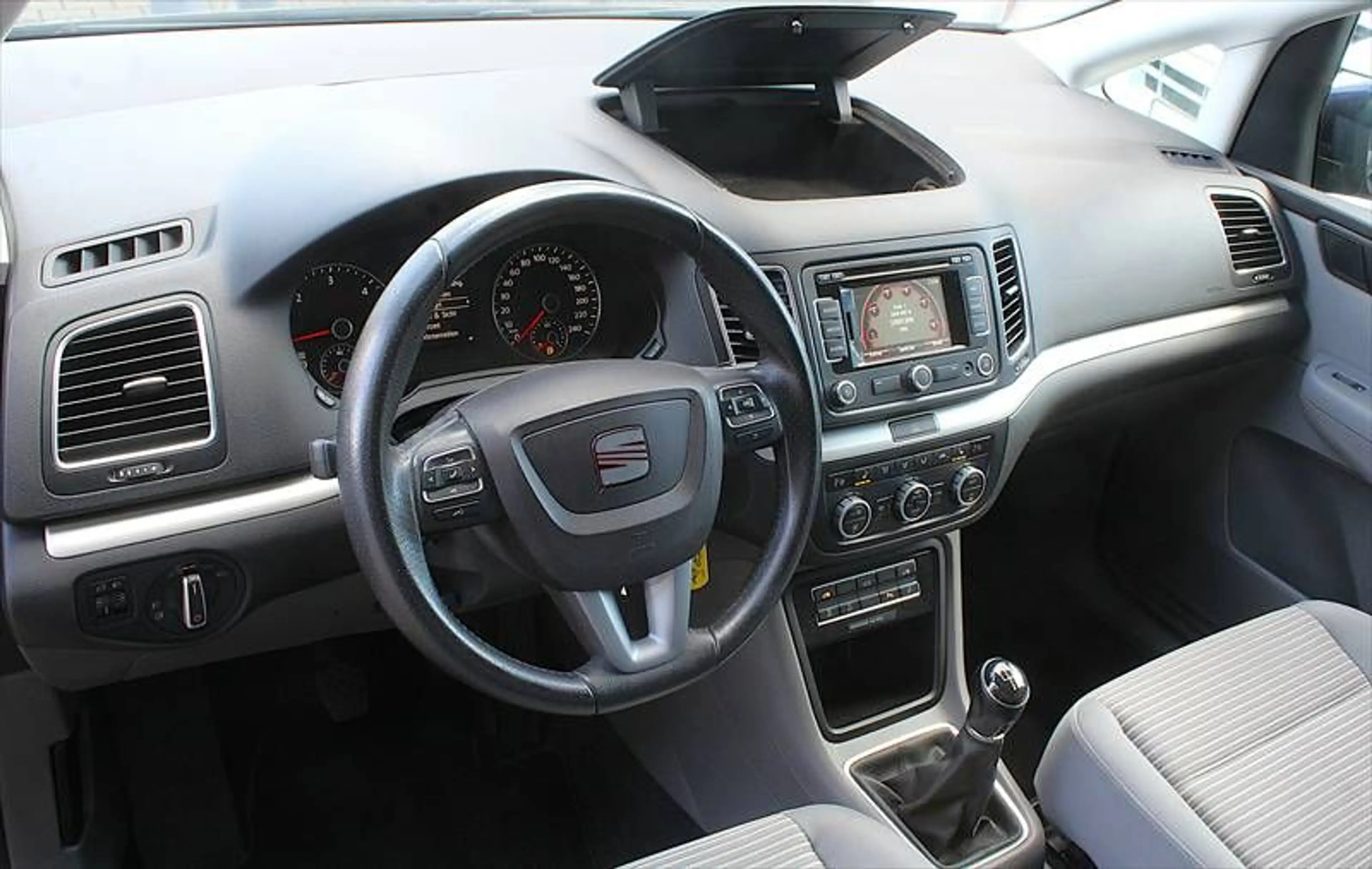 SEAT Alhambra 2,0 TDI Style Ecomotive 7-Sitzer AHK — photo 7