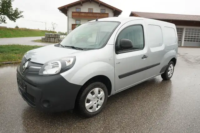 Renault Kangoo Z.E. 33 Maxi Kasten AHK RLink SoH 95%