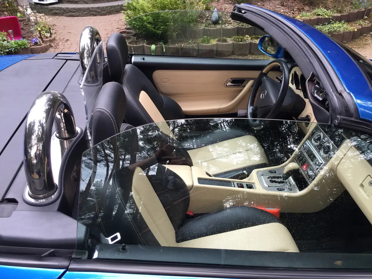 Mercedes-Benz SLK 230