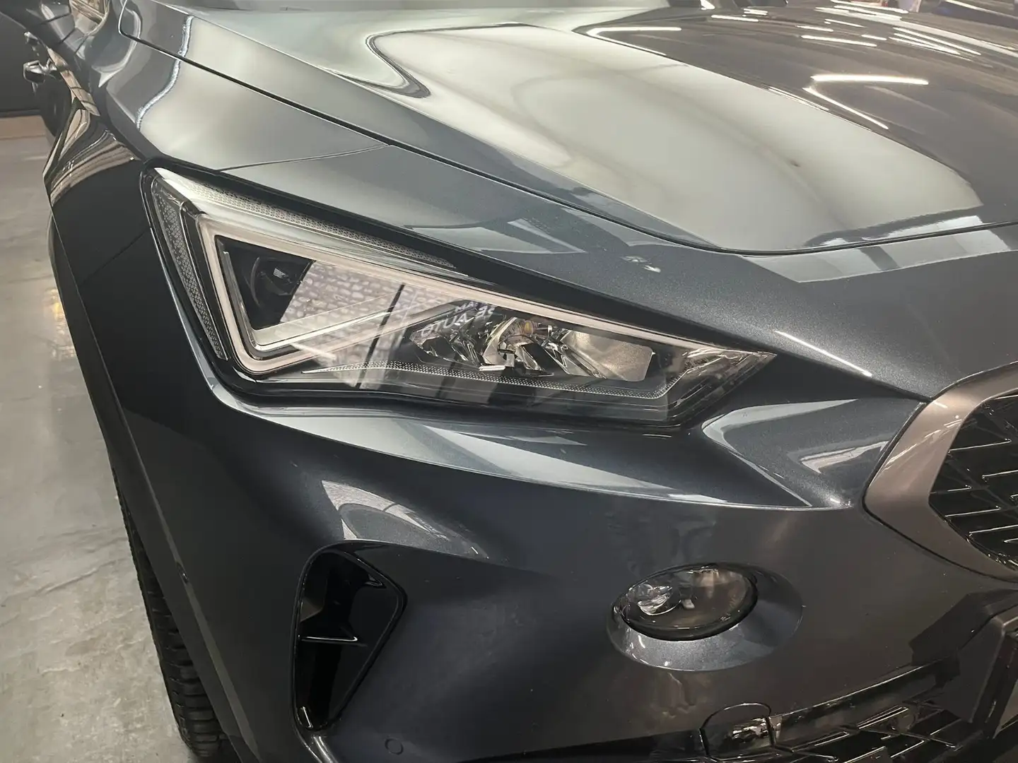 CUPRA Formentor Business Edition DSG Grau - 2