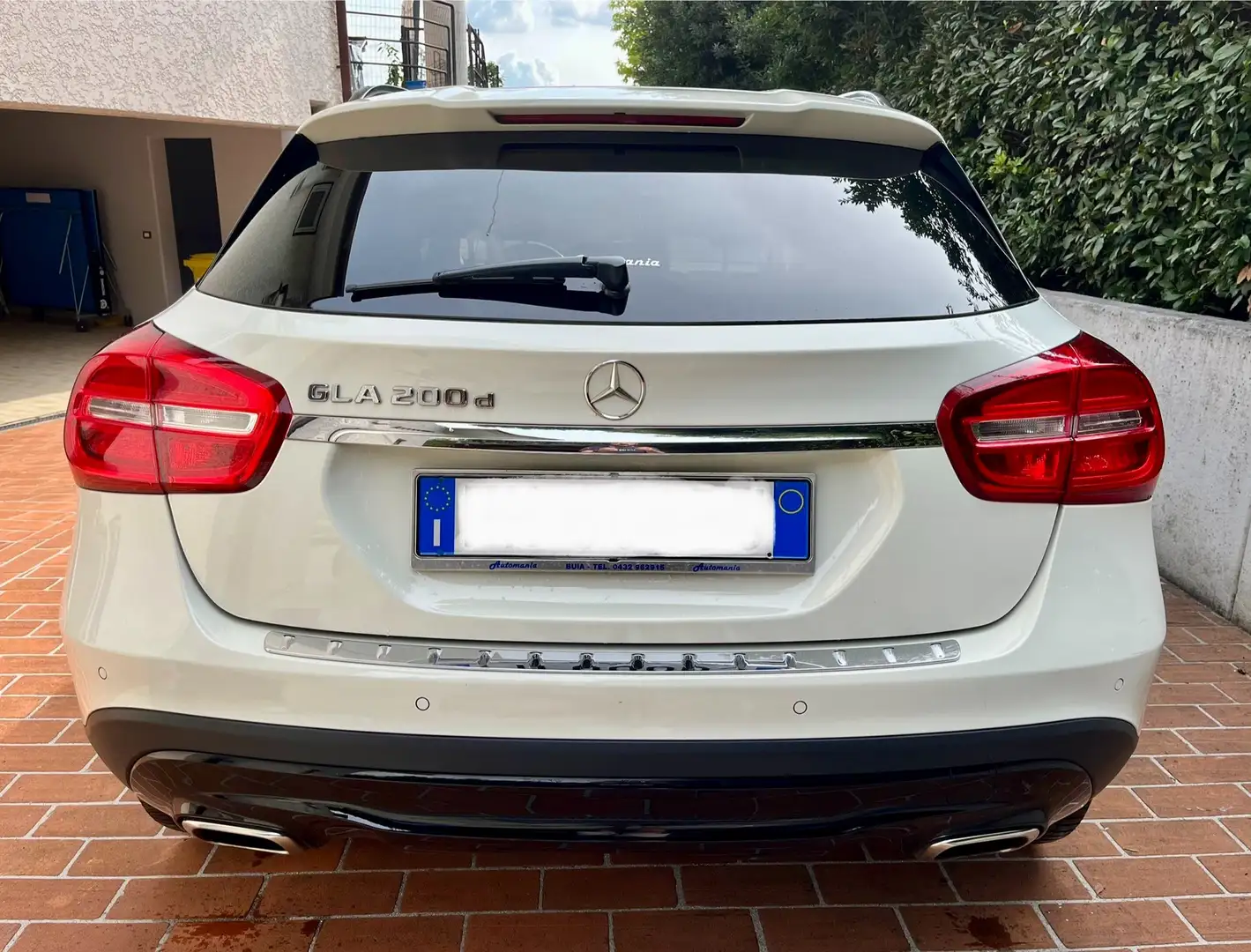 Mercedes-Benz GLA 200 GLA-X156 200 d (cdi) cambio automatico Bianco - 2
