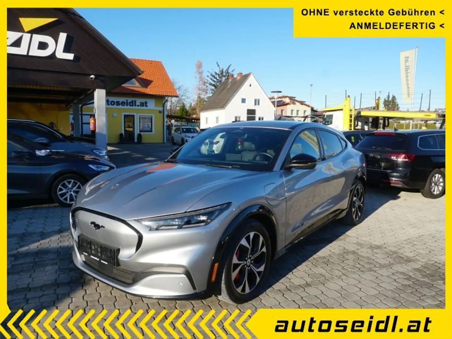 Ford Mustang Mach-E AWD Extended Range *TOPAUSSTATTUNG* Silber - 1