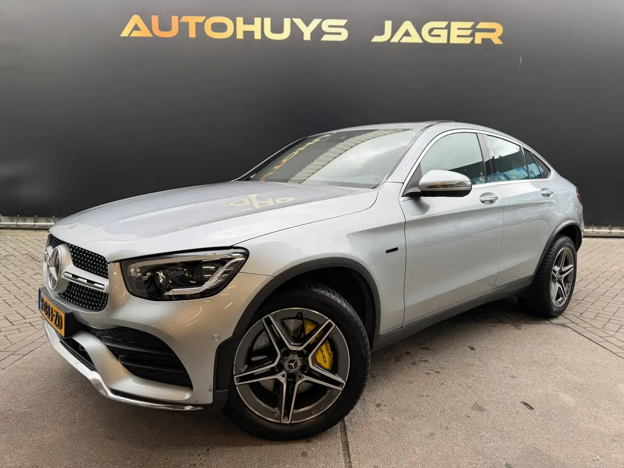 Mercedes-Benz GLC Coupé 300e 4MATIC AMG Pano Carplay Alcantara Hout-