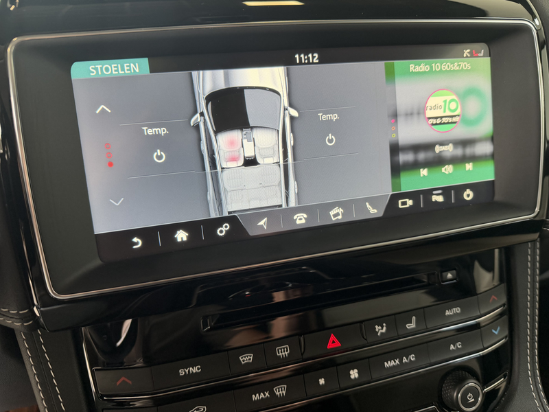 Jaguar F-Pace 2.0 Portfolio AWD AUTOMAAT / R Sport / Panorama Da — photo 25