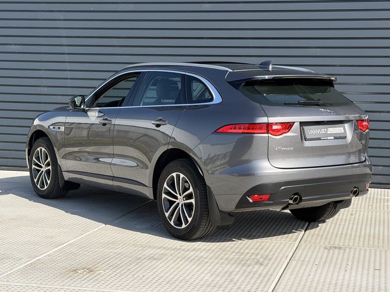 Jaguar F-Pace 2.0 Portfolio AWD AUTOMAAT / R Sport / Panorama Da — photo 11