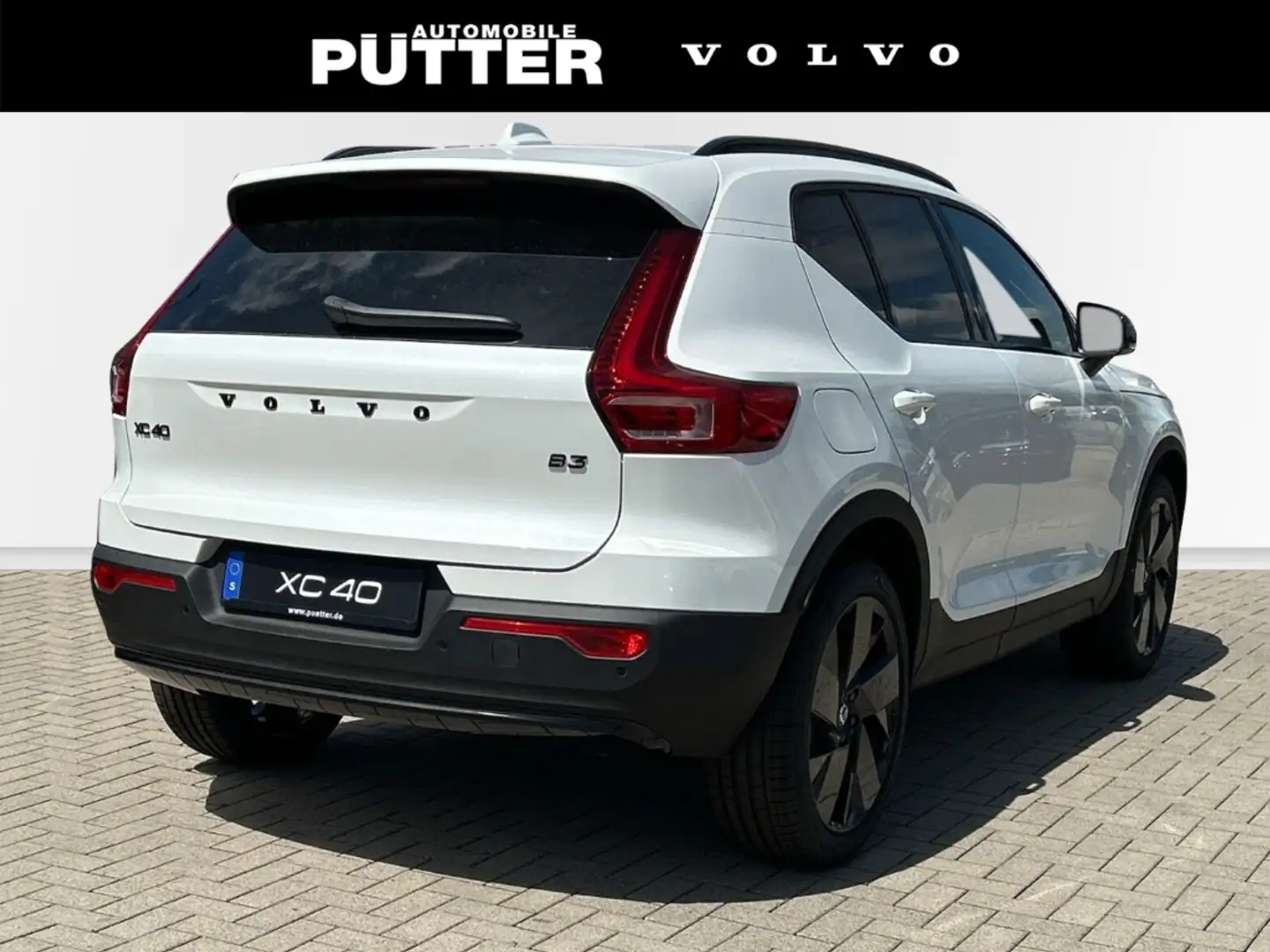 Volvo XC40 B3 Benzin Plus Black Edition 20'' AHK ACC Beheizb. Weiß - 2
