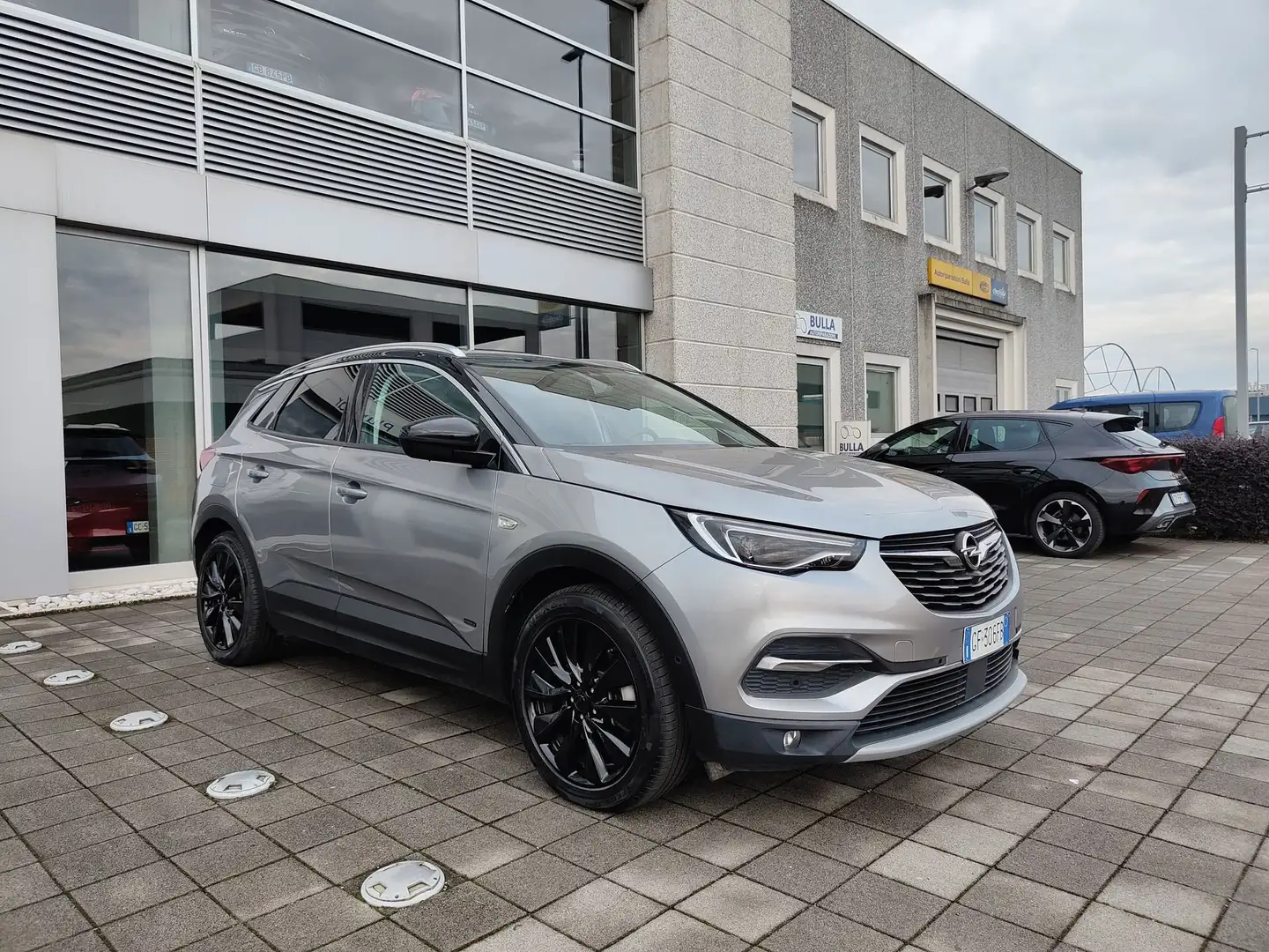 Opel Grandland X 1.6 Hybrid Plug-In AWD auto Camere360 Cerchi19 Šedá - 2