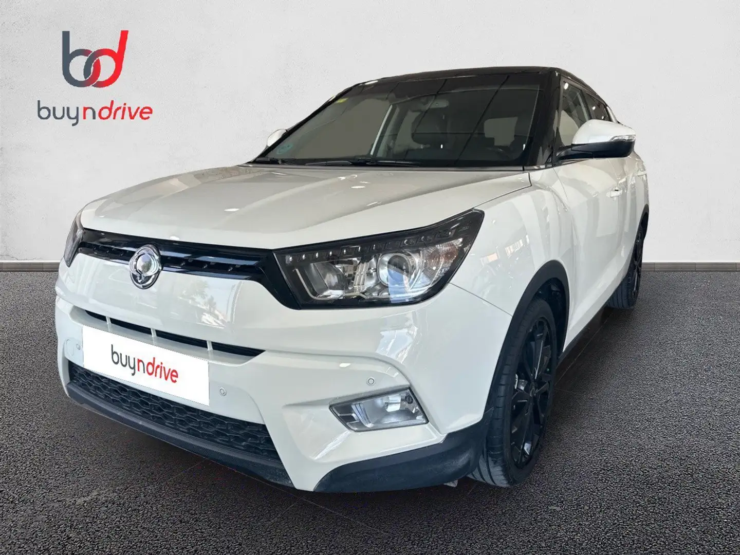 SsangYong Tivoli D16T Premium 4x2 Blanco - 1