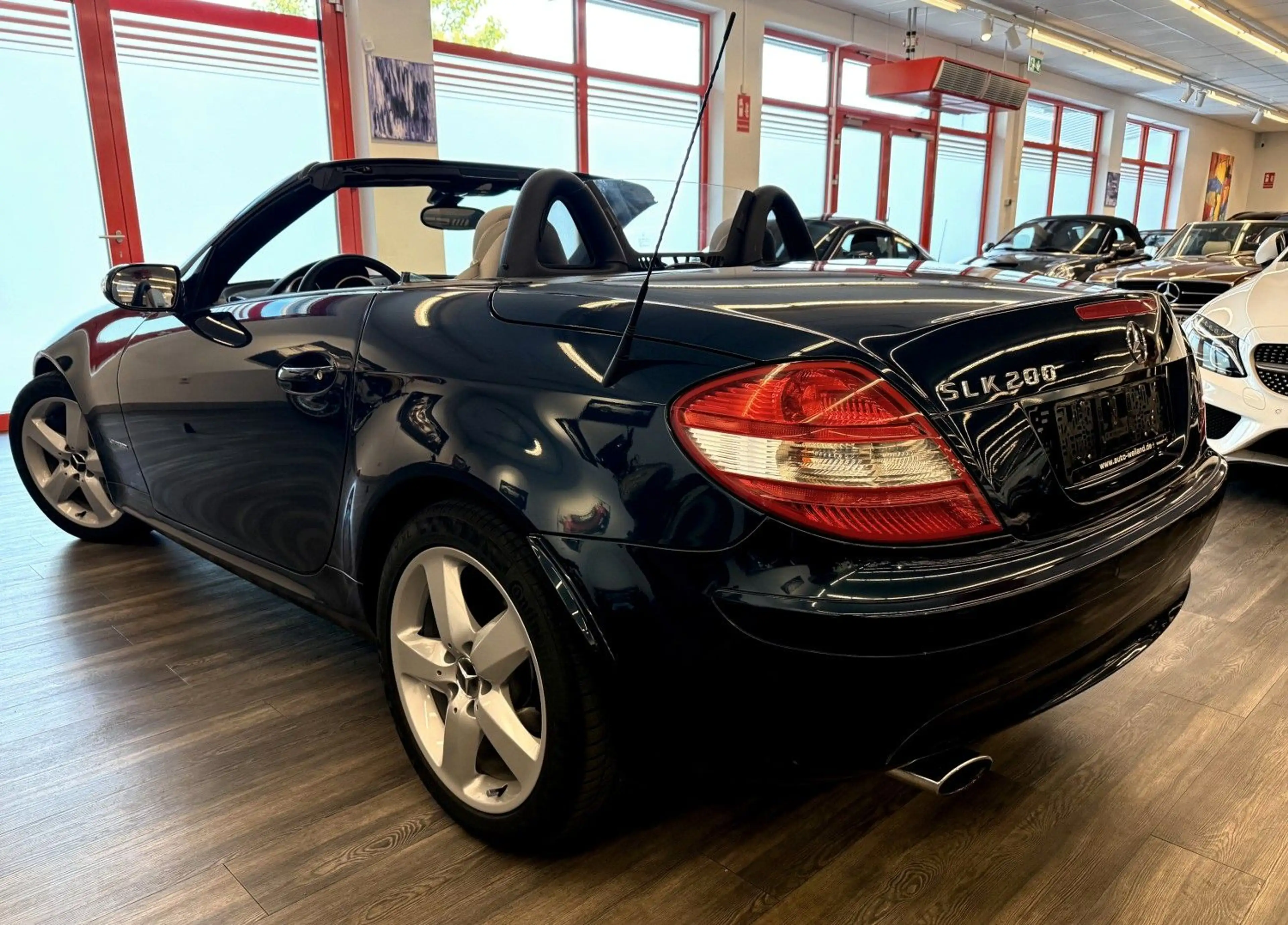 Mercedes-Benz SLK 200 Roadster Edition Autom Leder Klima Navi — photo 2