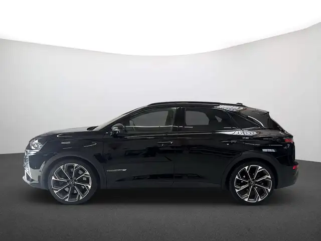DS Automobiles DS 7 view 4