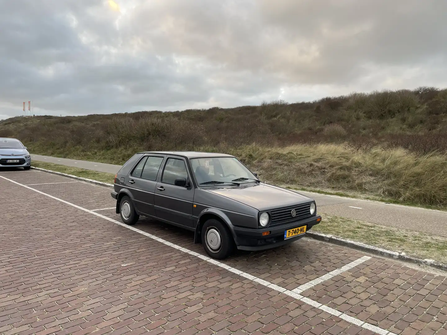 Volkswagen Golf CL - 1