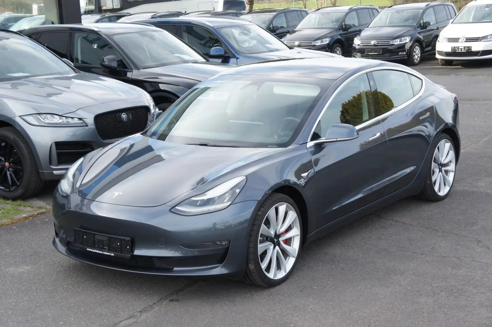 Tesla Model 3 Performance Dual AWD*PANO*FULL.PILOT*20Z Stříbrná - 1