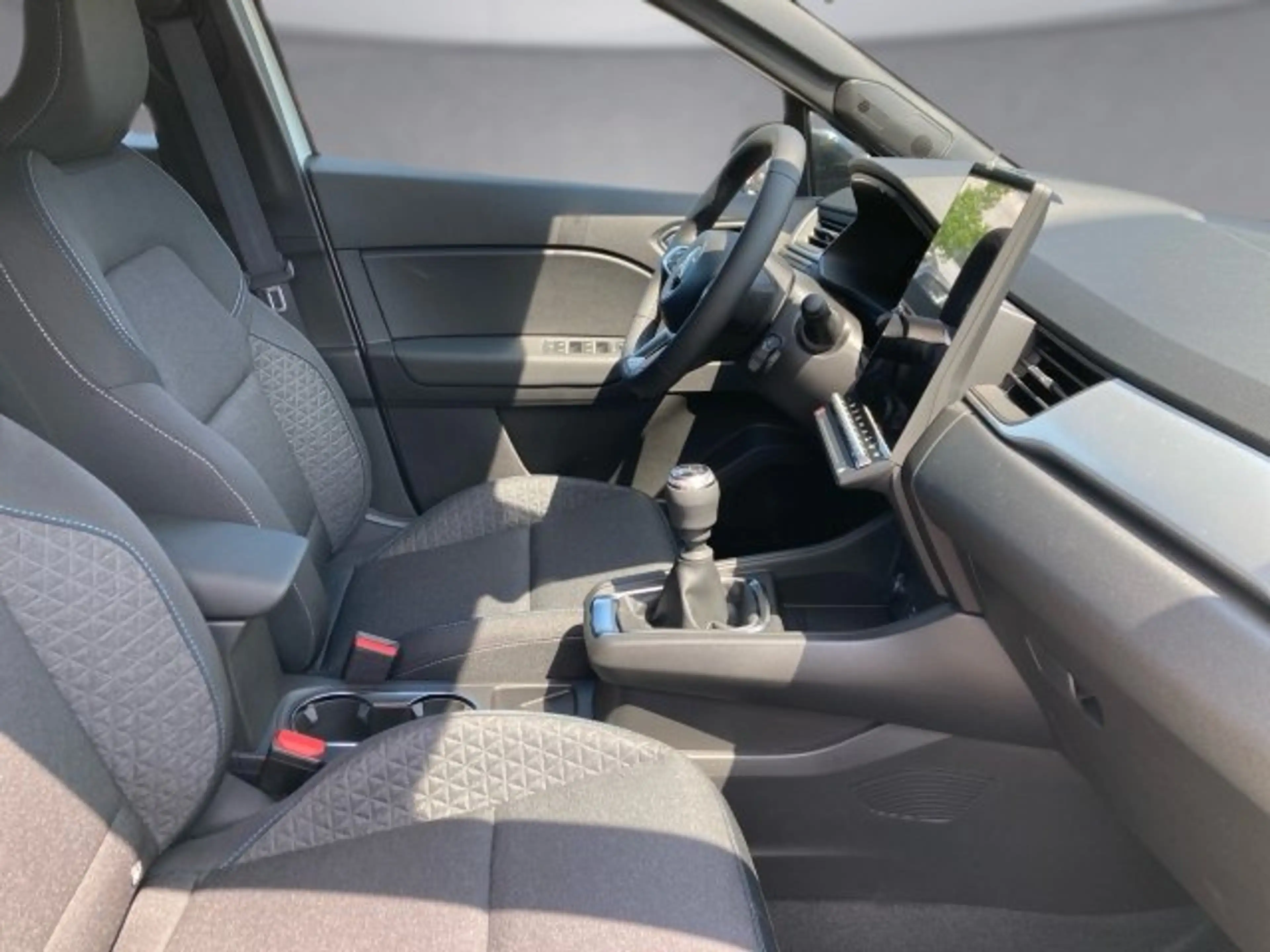 Mitsubishi Grandis 1,3 Petrol Invite C 26 — photo 6