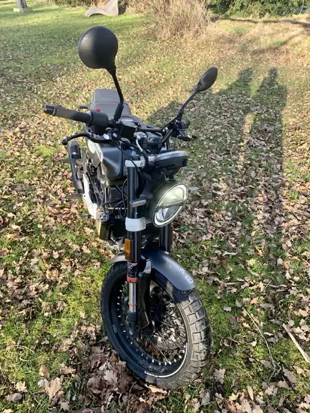 Husqvarna Svartpilen - foto 5