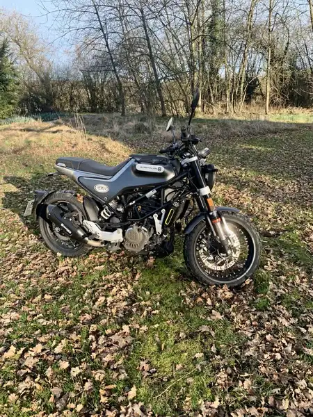 Husqvarna Svartpilen - foto 3