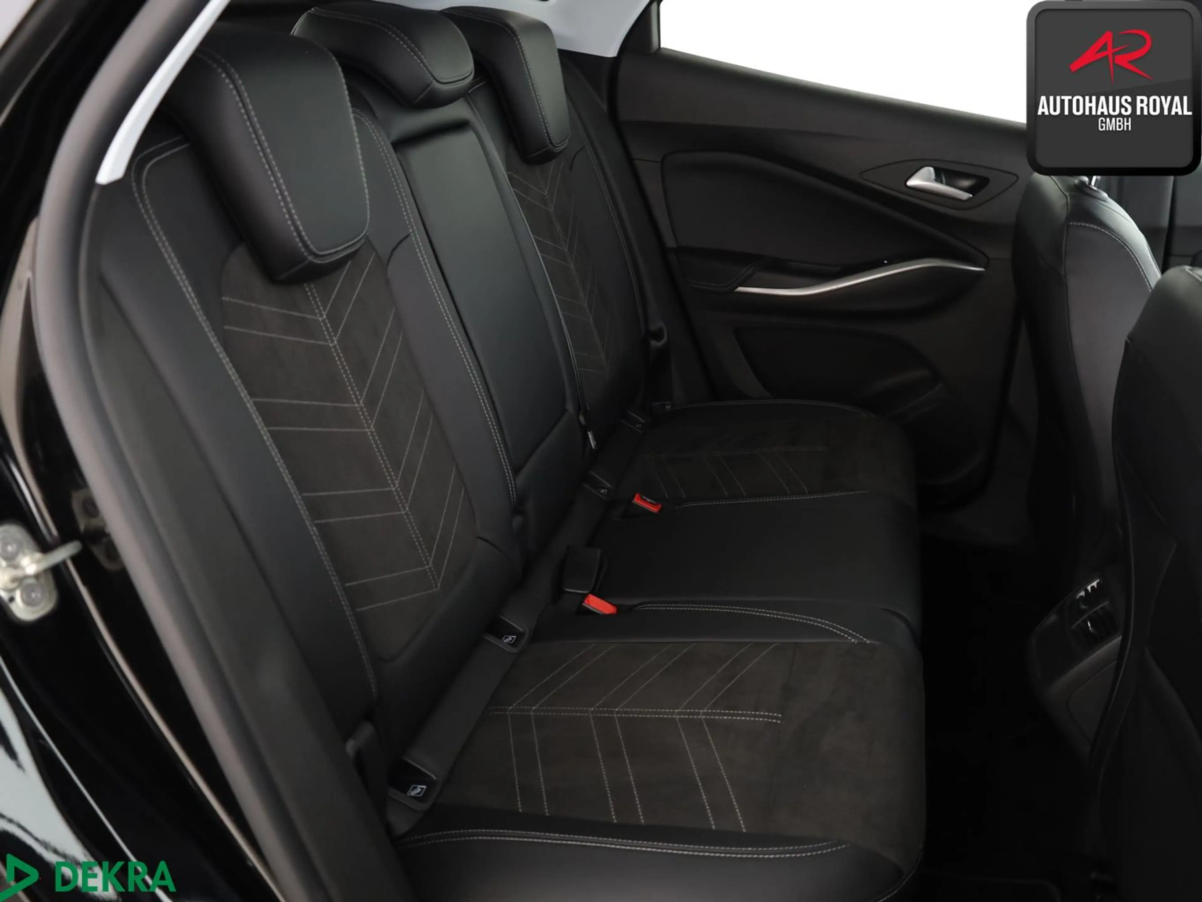 Opel Grandland X 1.5 CDTI GS KEYLESS,360°,CARPLAY — photo 12