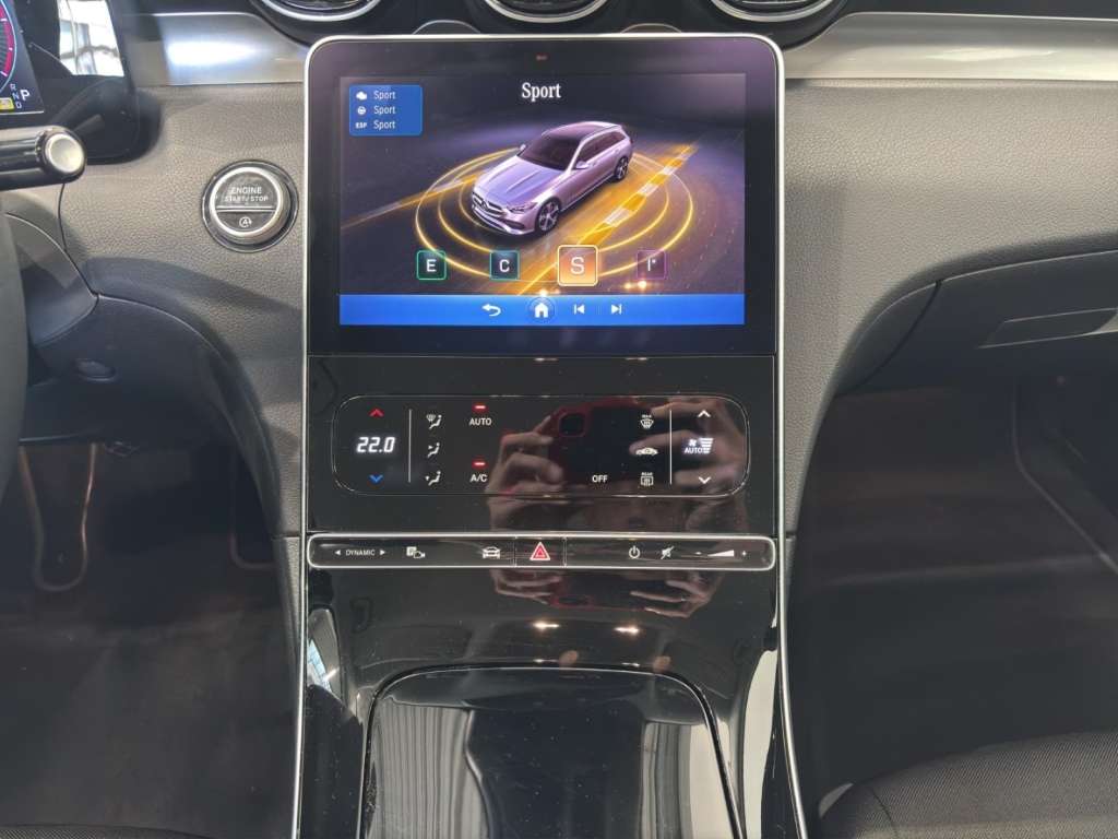 Mercedes-Benz C 220