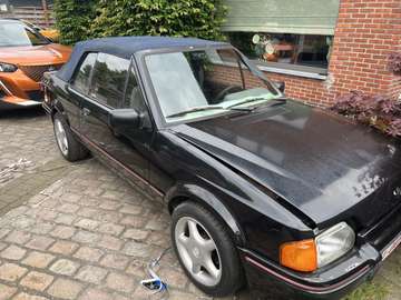 1981 En 1984 Ford Escort Xr3i En Rally.