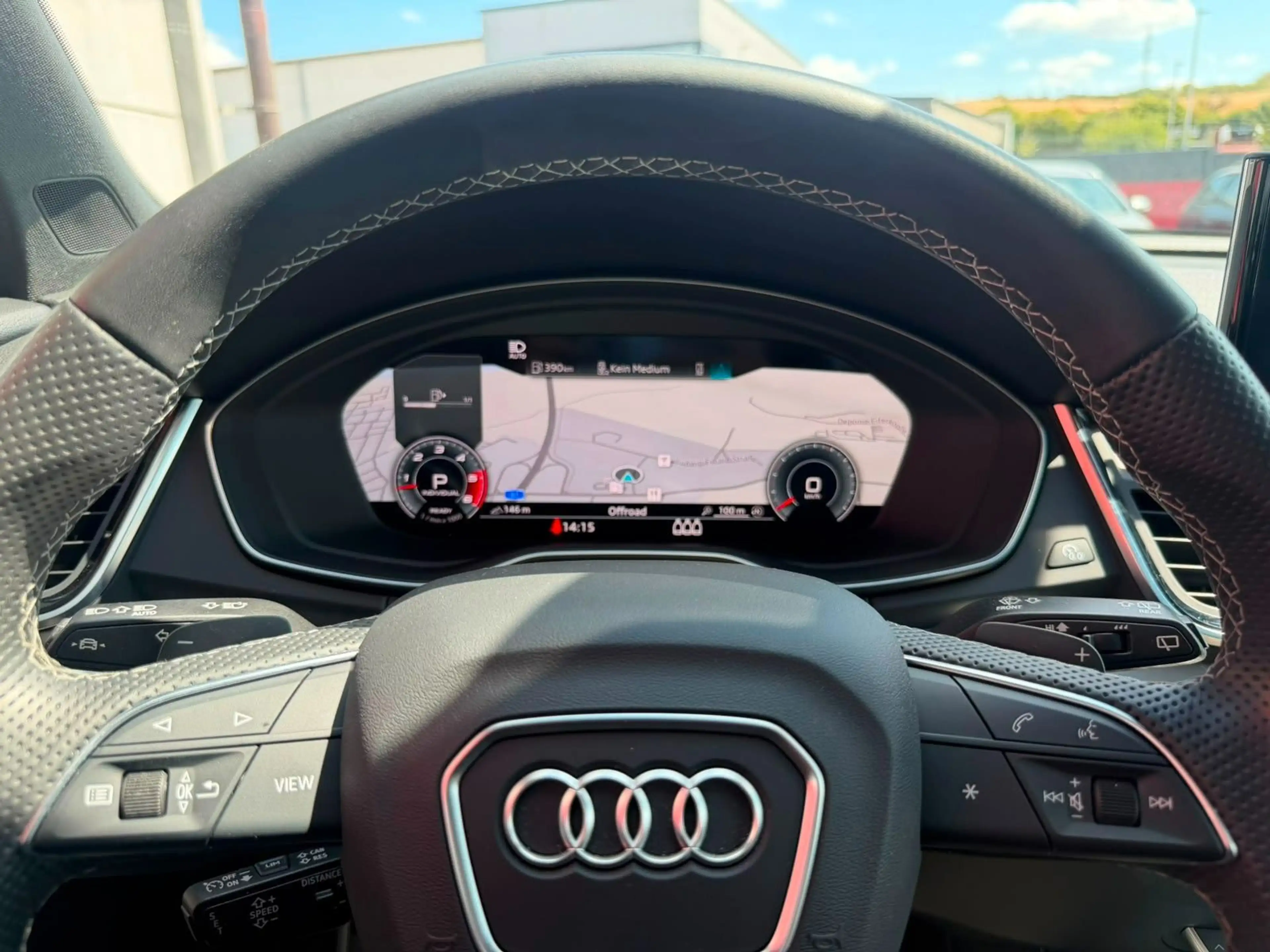 Audi SQ5 *HEAD-UP*PANO*STHZ*KAMERA*LUFT*KEYLESS* — photo 11
