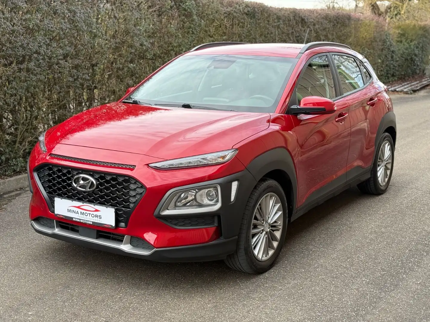 Hyundai KONA Trend 2WD*SHZ*Kamera*S-Heft*Assist Rouge - 1