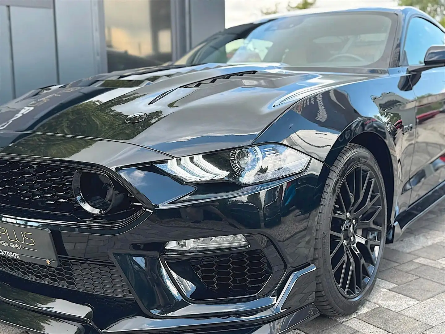 Ford Mustang Shelby GT 5.0 V8 Performance Premium Nero - 2