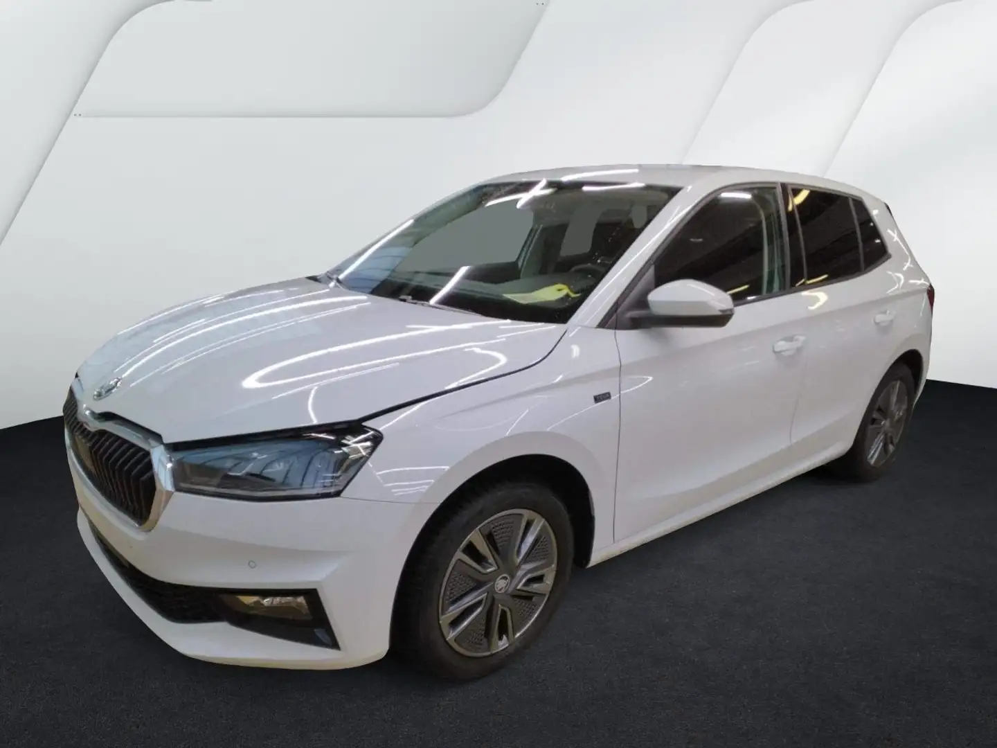 Skoda Fabia Tour 1.0 TSI LED/Sitzhzg/Climatronic/RFKam Weiß - 2