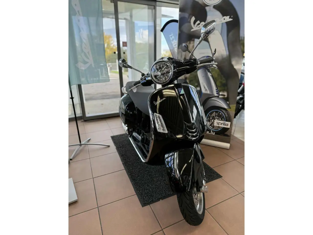 Vespa GTS 125