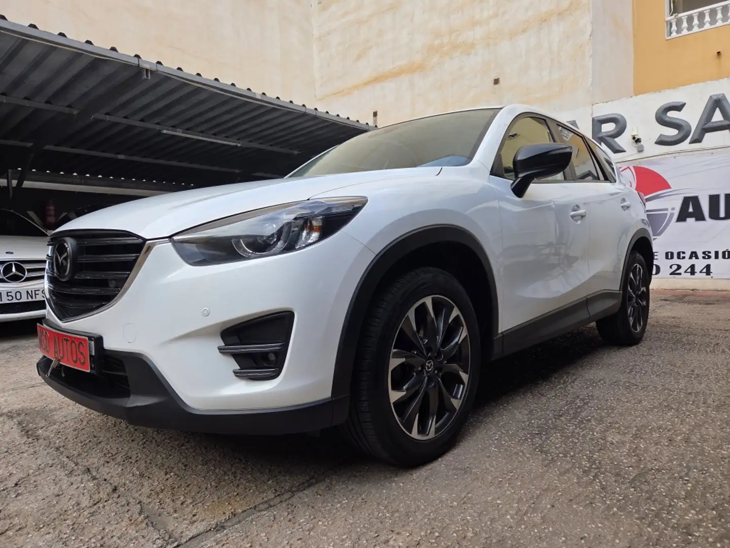 Mazda CX-5 2.2DE Luxury P.Safety+TS+Nav.4WD 175Aut. Blanco - 1