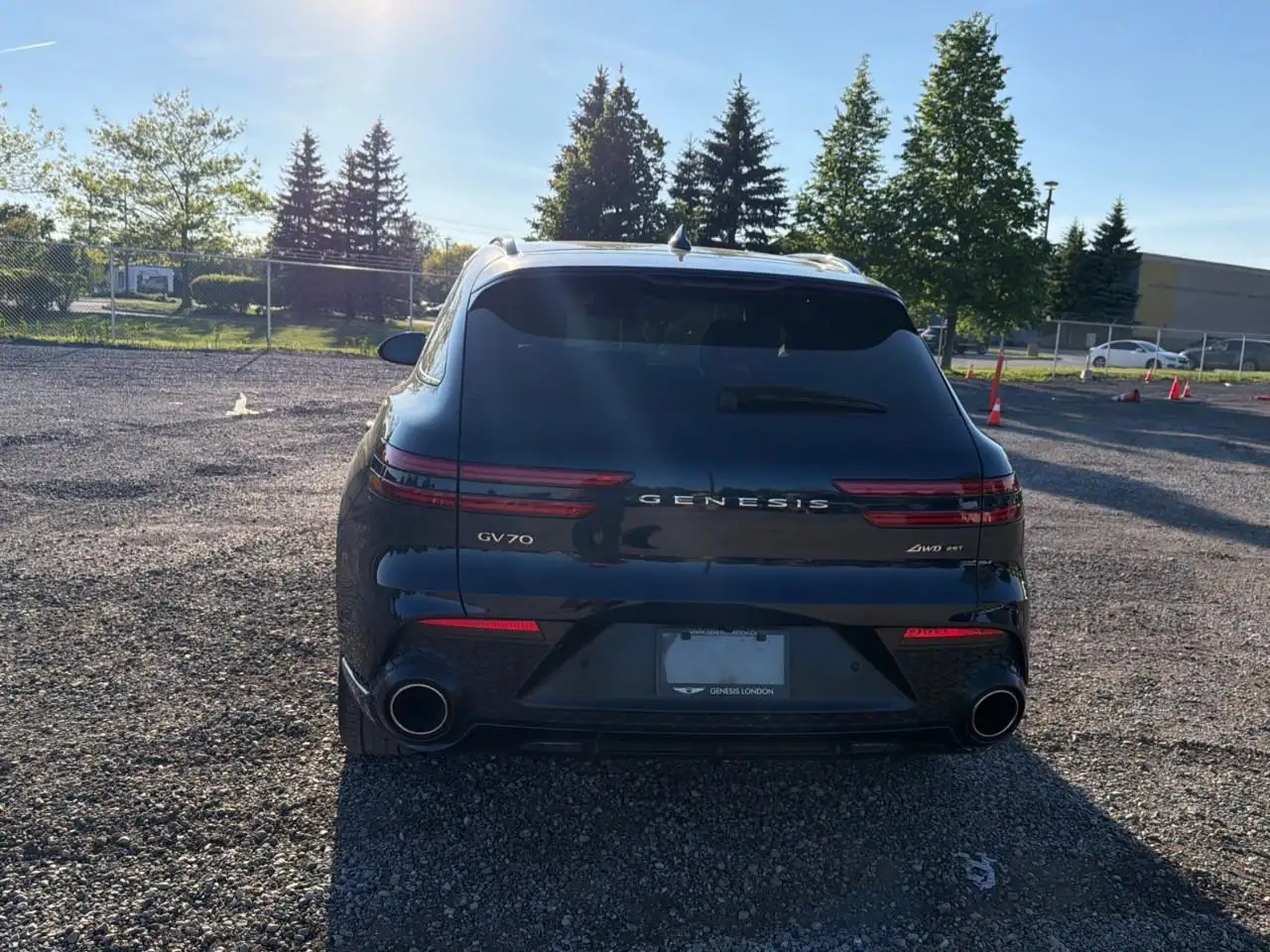 Genesis GV70 снимка Genesis GV70