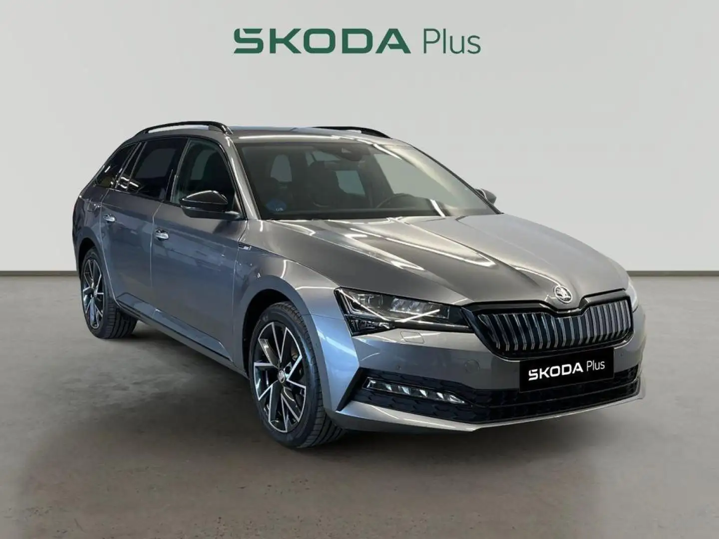 Skoda Superb Combi Sportline 1.4 TSI iV P-HEV DSG - 1