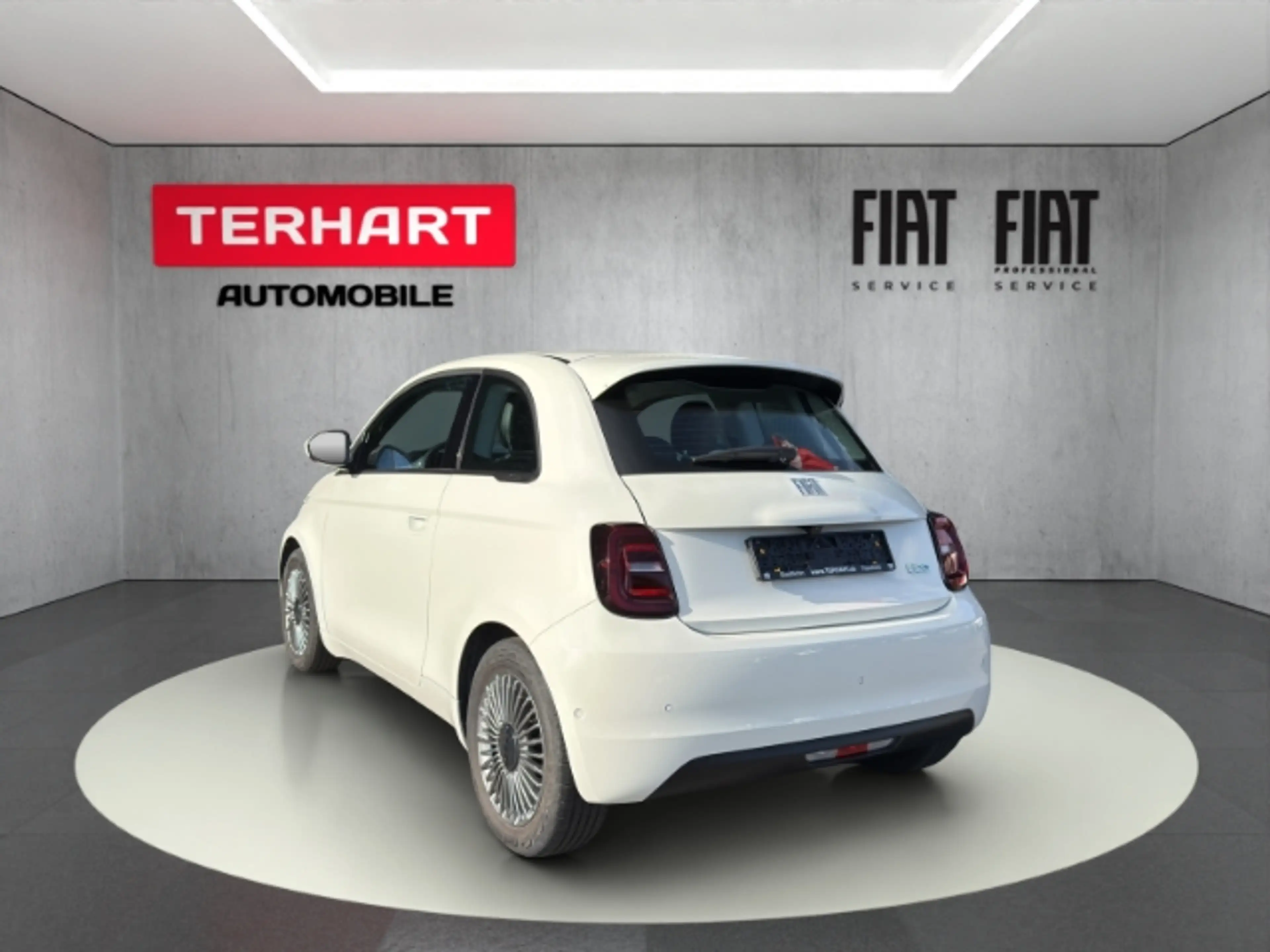 Fiat 500e Basis/Navi/RFK/Alu/Apple&Android — photo 3