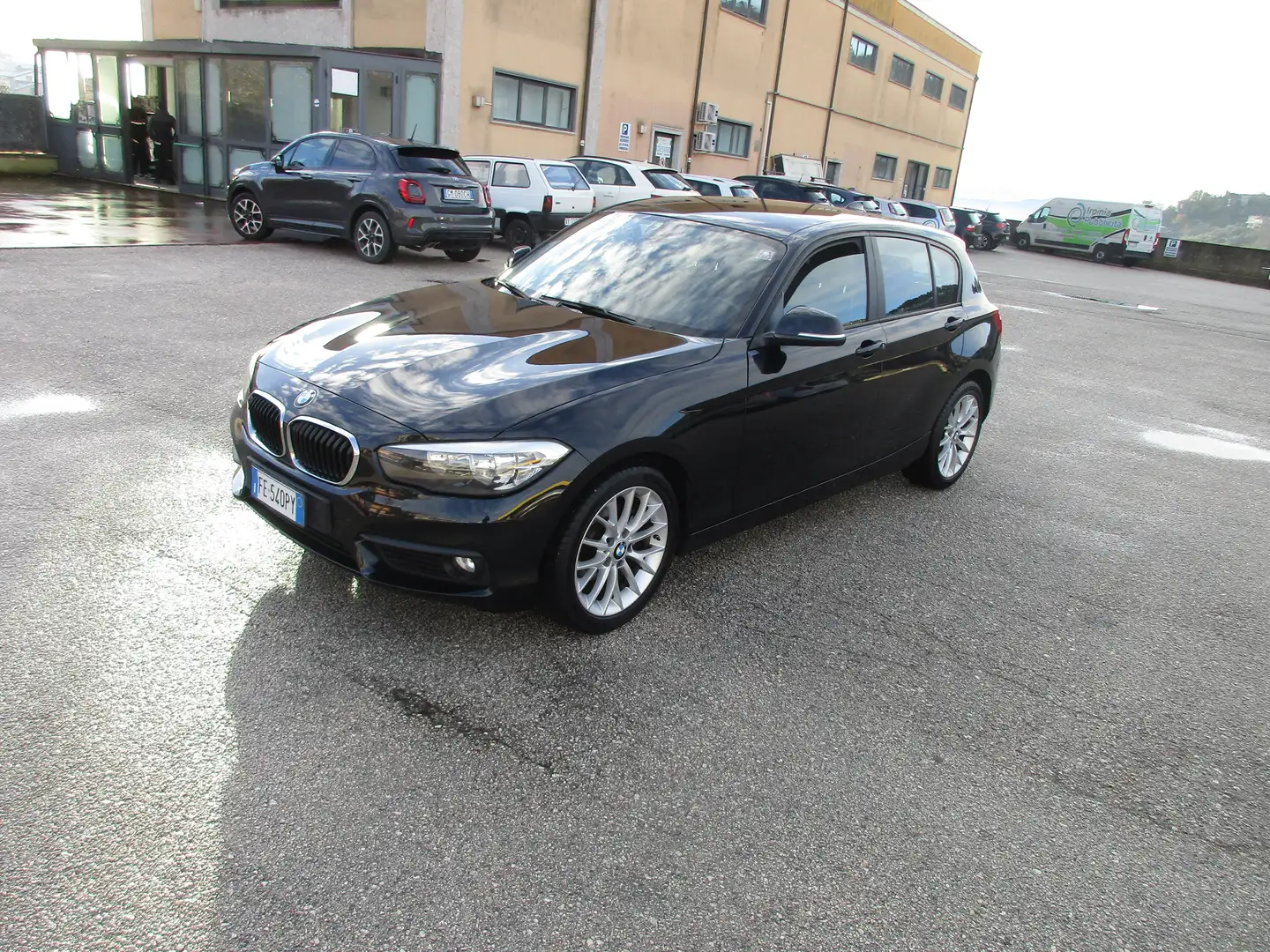 BMW 116 d Advantage 5p GARANTITA FULL OPTIONAL Noir - 1