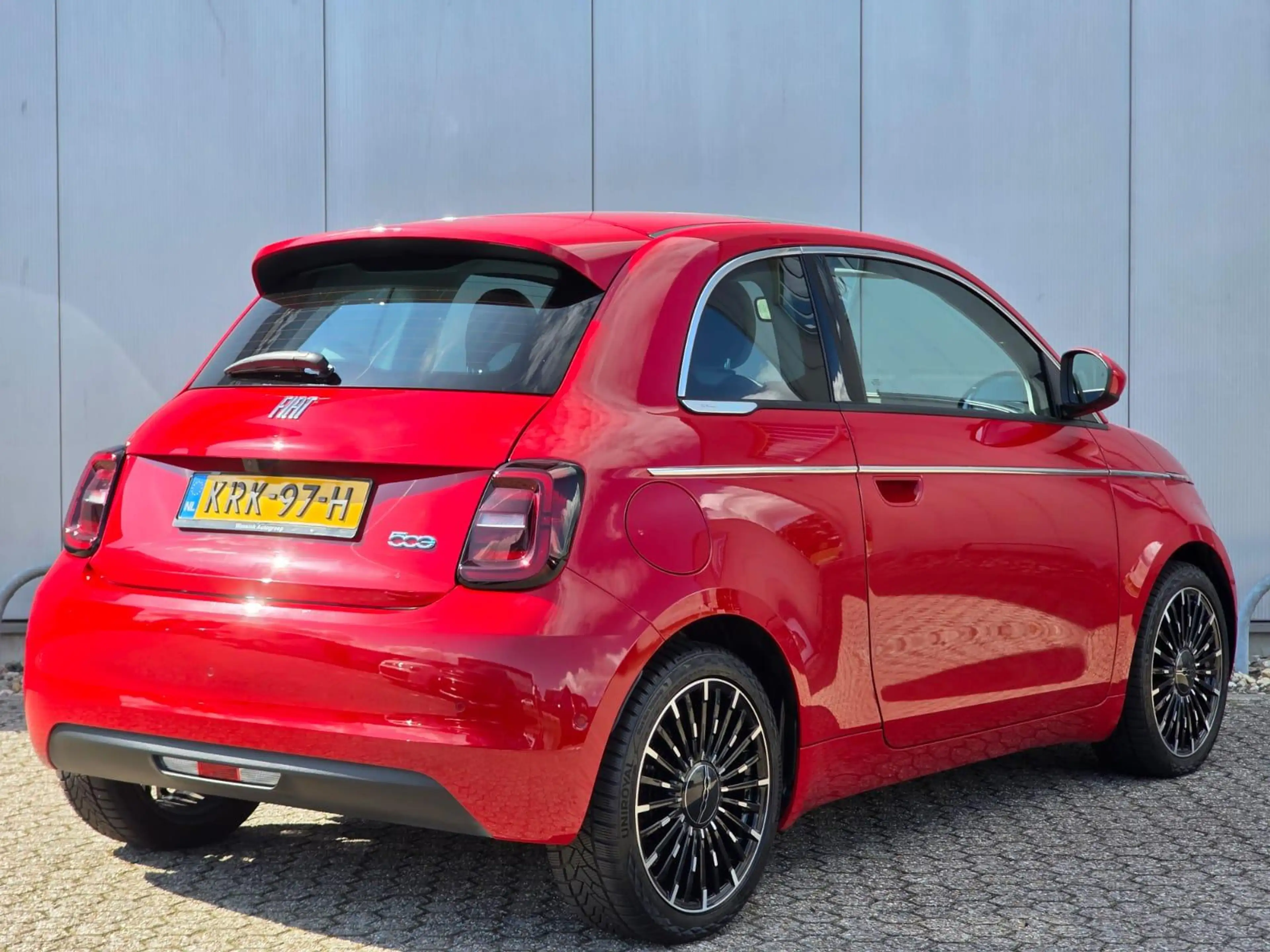 Fiat 500 La Prima 42 kWh Navigatie | Lederen bekleding | SO — photo 6