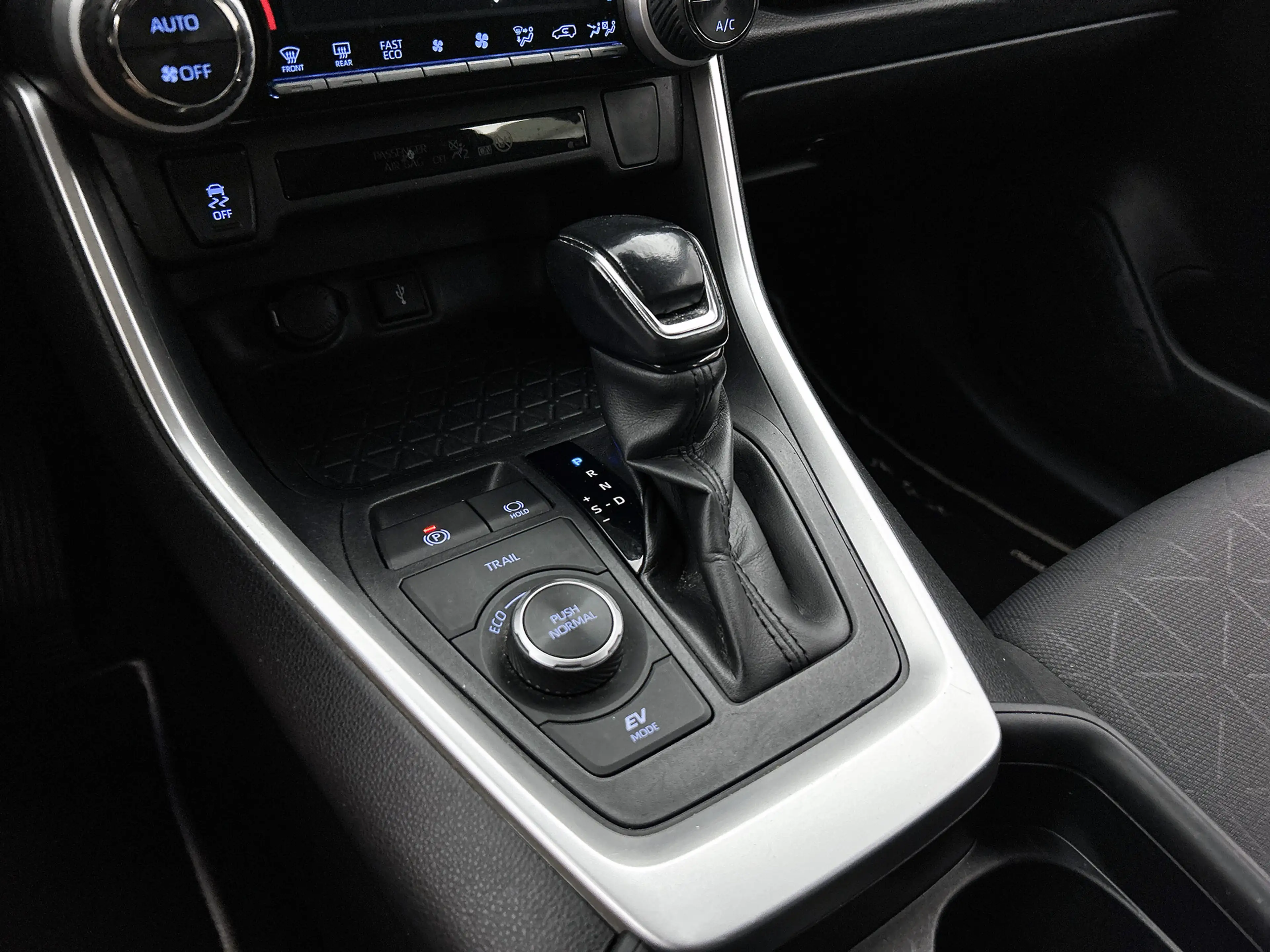 Toyota RAV 4 2.5 Hybrid AWD Active | Trekhaak | 1650kg trekgewi — photo 11