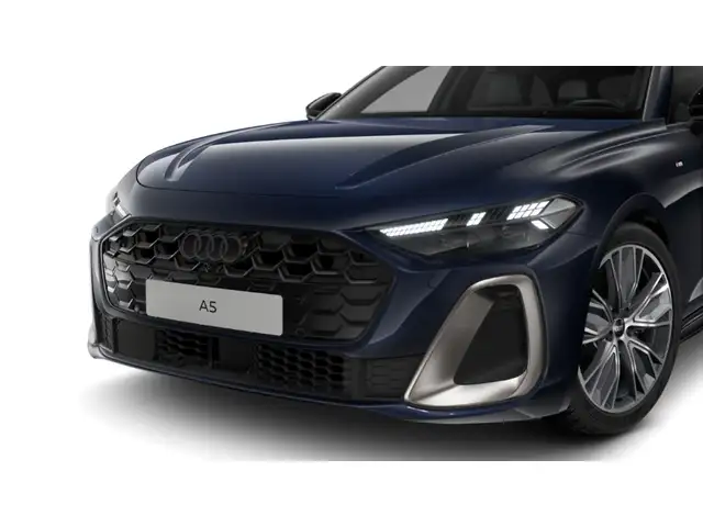 Audi A5 view 2